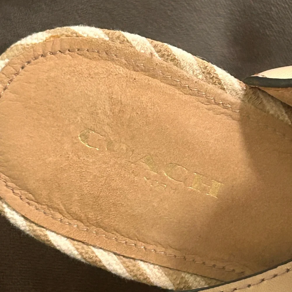 Coach Helen Beige Wedge Sandals sz 9.5